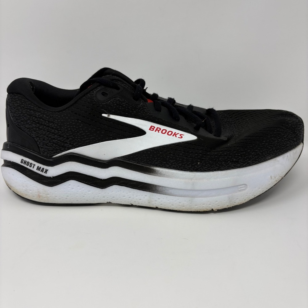 Brooks Ghost Max 2 Mens Size 10.5 Black White Red Running Shoes (1104251D084)